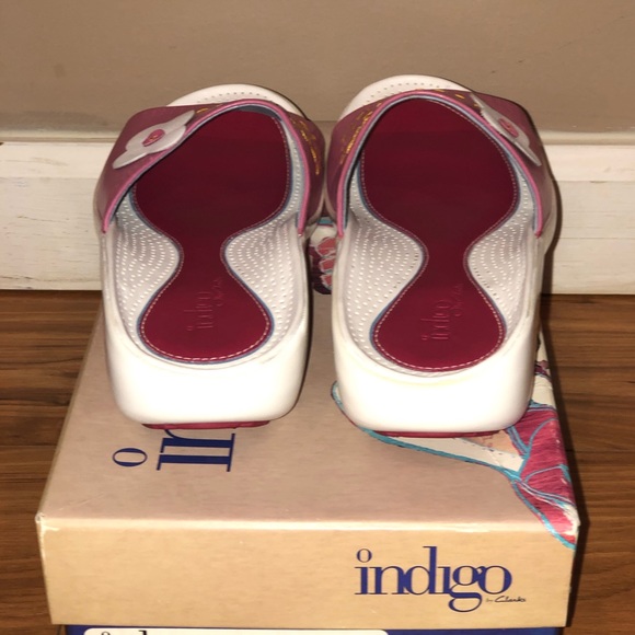 Indigo by Clarks Sandals - Picture 3 of 9